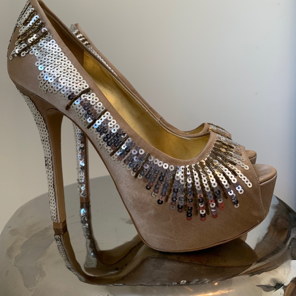 Nine West sequence platform high heels